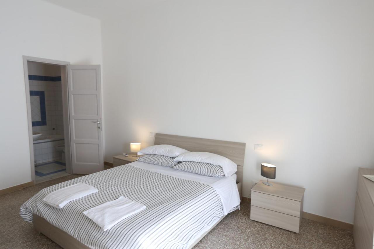 B&B Corso Italia 58 Orbetello Ngoại thất bức ảnh